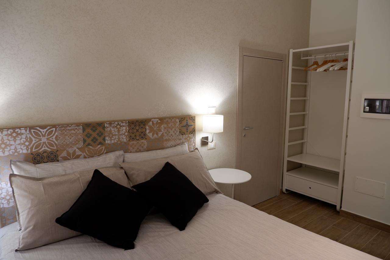 B&B Il Giardino In Citta - Parcheggio Privato Gratuito Foggia Exterior foto